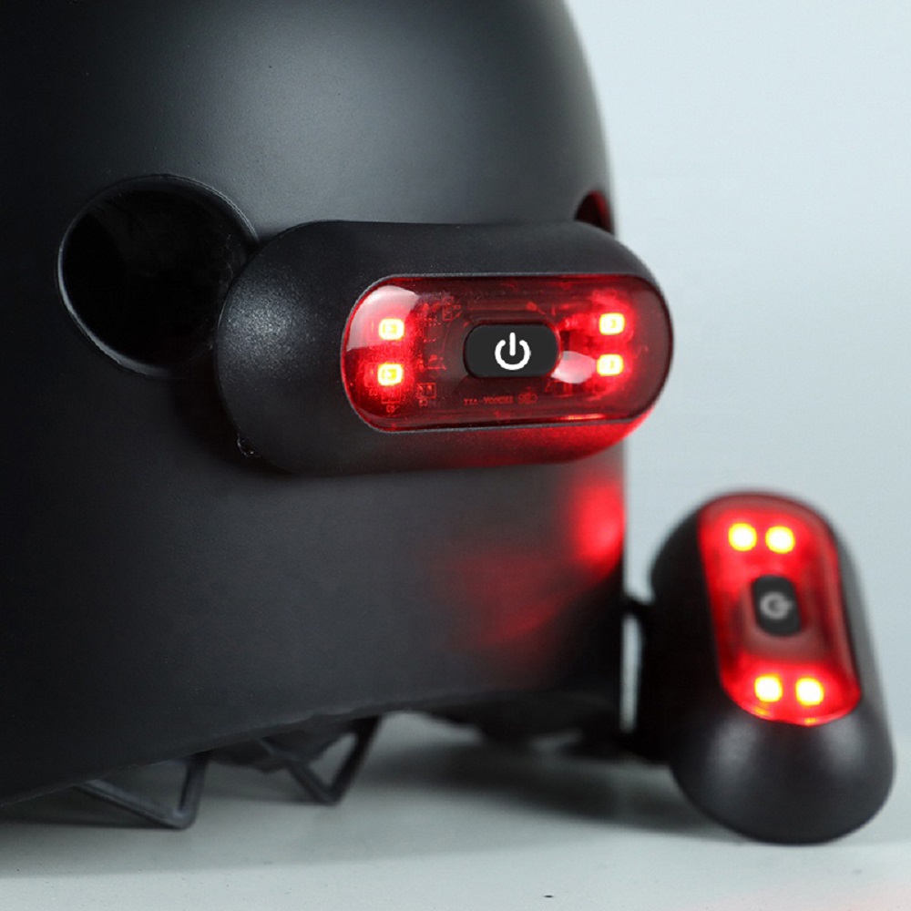 Cycling Gear Charging Station - 4 ランプビーズ自転車ヘルメット Led ライト充電式安全テールライトバイクオートバイアクセサリーヘルメットモト USB ヘルメットライト